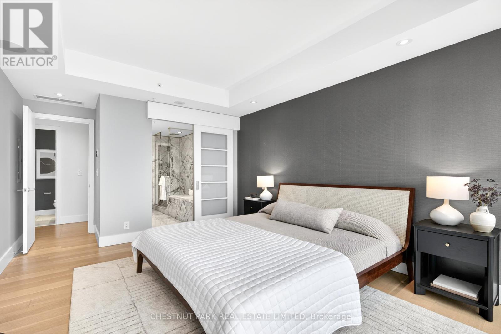 2806 - 180 University Avenue, Toronto, Ontario  M5H 0A2 - Photo 22 - C12970378