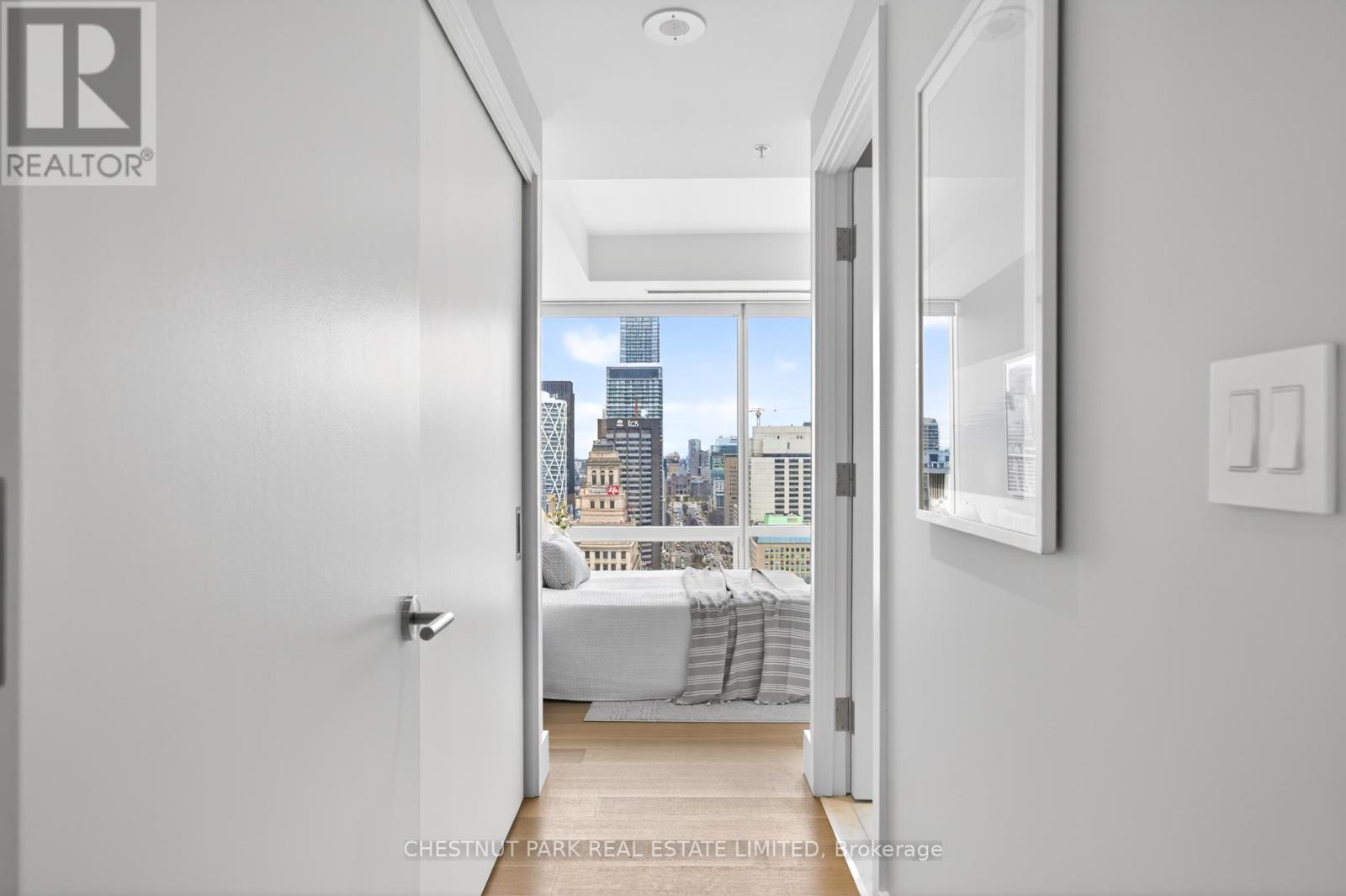 2806 - 180 University Avenue, Toronto, Ontario  M5H 0A2 - Photo 29 - C12970378