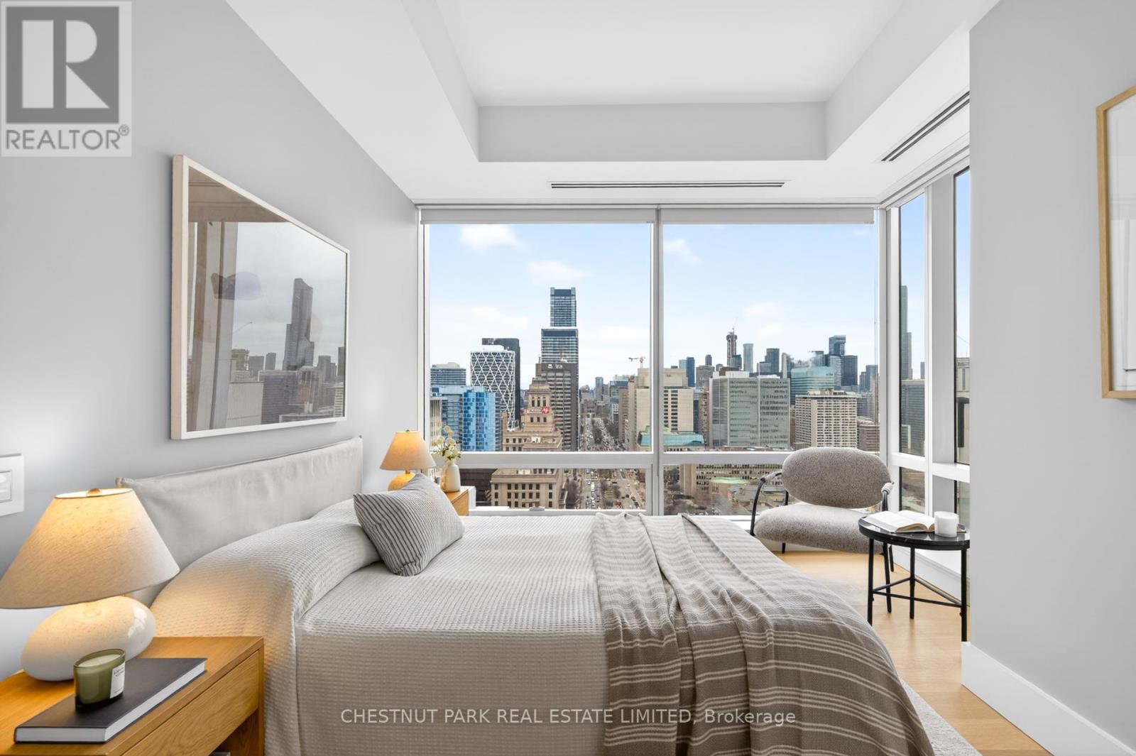 2806 - 180 University Avenue, Toronto, Ontario  M5H 0A2 - Photo 30 - C12970378