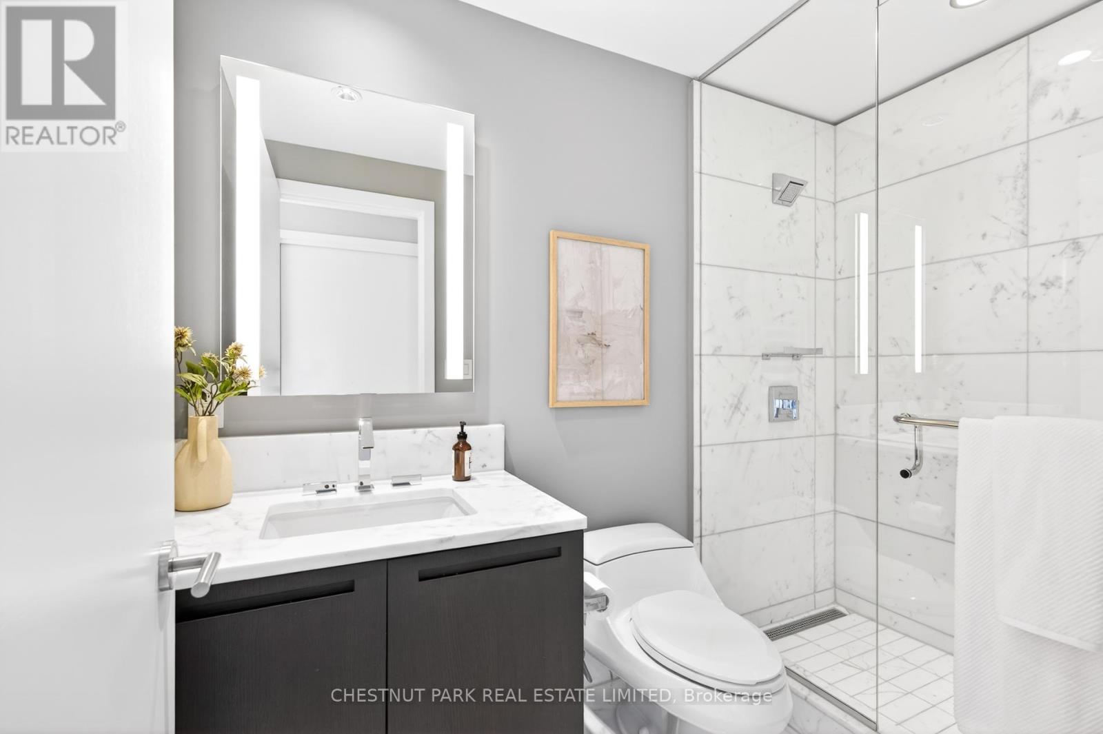 2806 - 180 University Avenue, Toronto, Ontario  M5H 0A2 - Photo 32 - C12970378