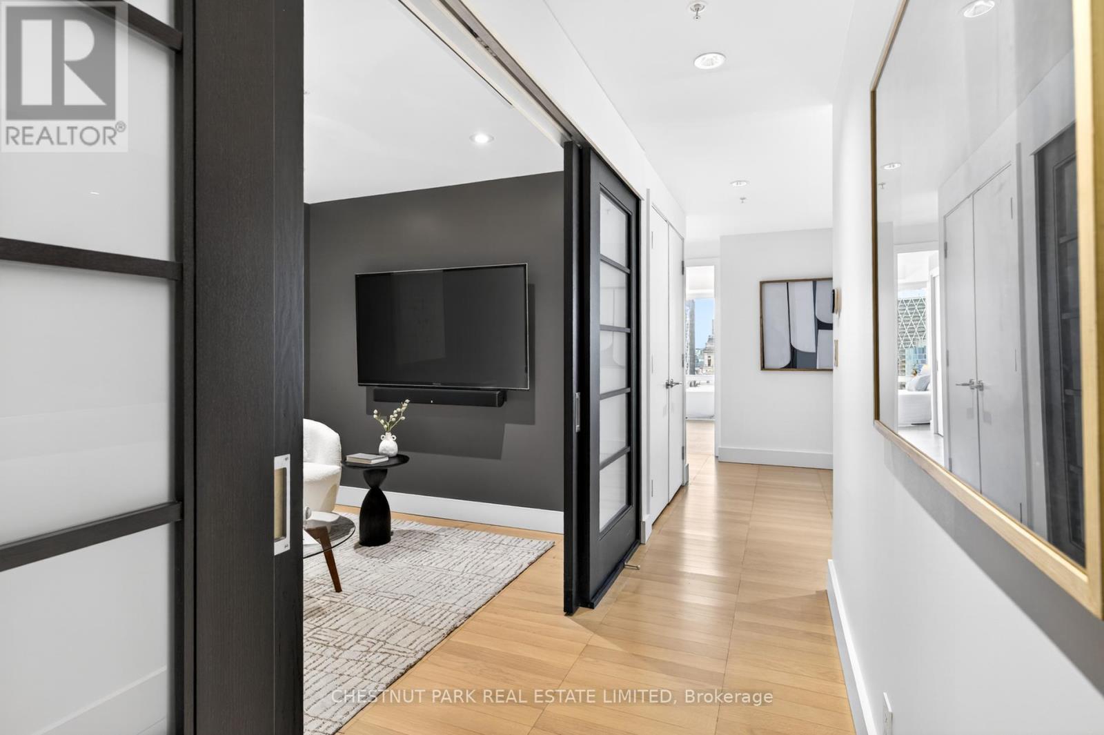 2806 - 180 University Avenue, Toronto, Ontario  M5H 0A2 - Photo 34 - C12970378