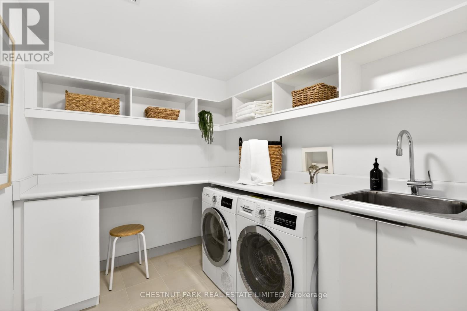 2806 - 180 University Avenue, Toronto, Ontario  M5H 0A2 - Photo 38 - C12970378