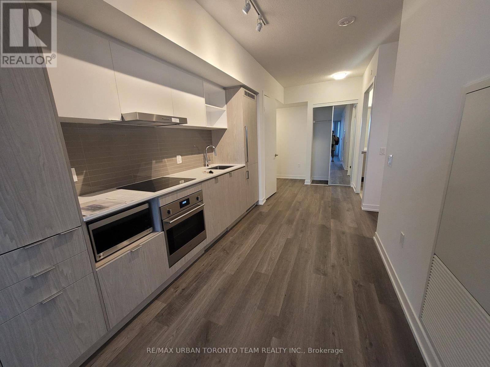 4310 - 55 Cooper Street, Toronto (Waterfront Communities), Ontario  M5E 0G1 - Photo 3 - C12970464