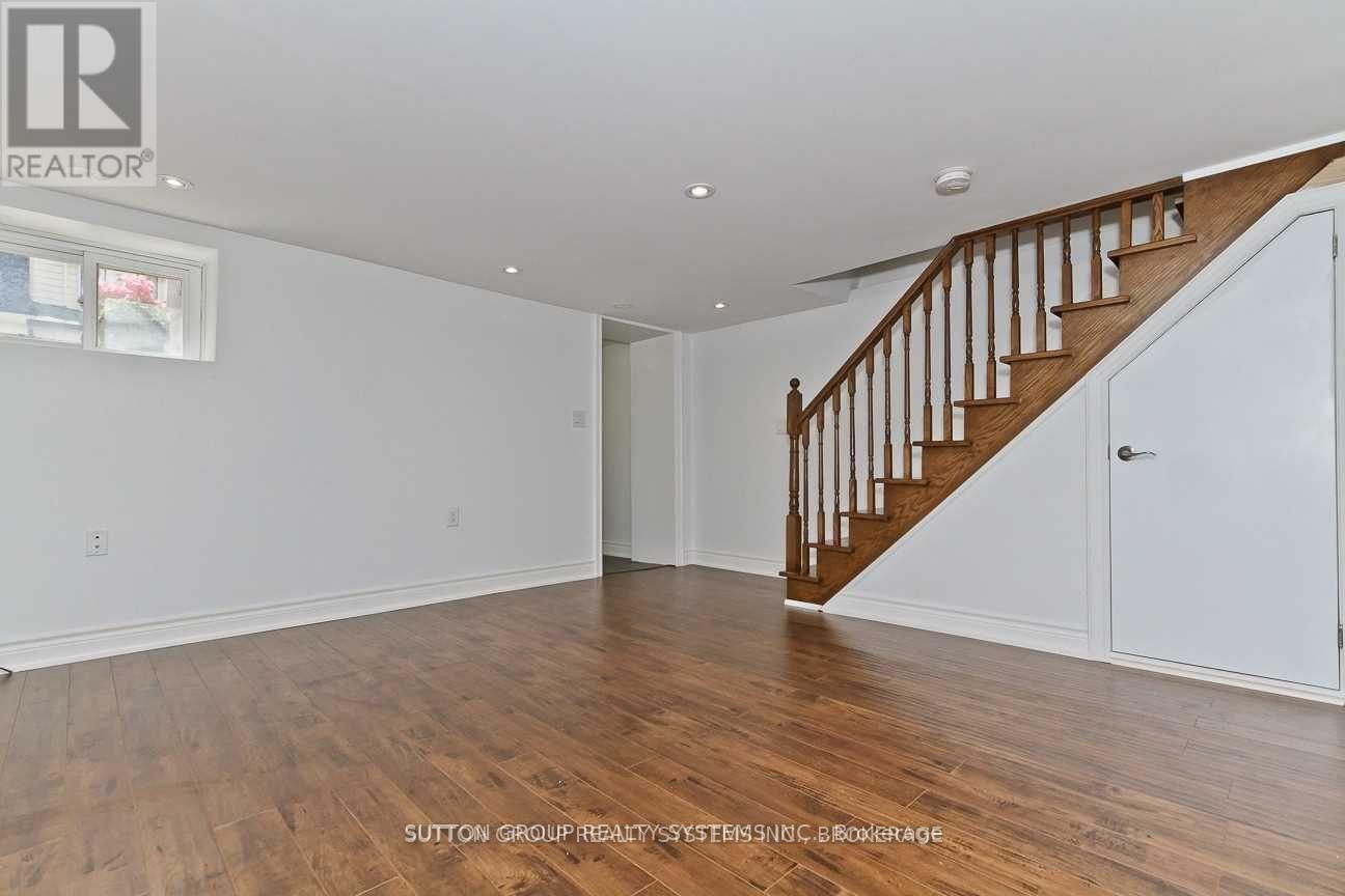 #1 - 20 1/2 Delaney Crescent, Toronto (Little Portugal), Ontario  M6K 1R2 - Photo 8 - C12970466