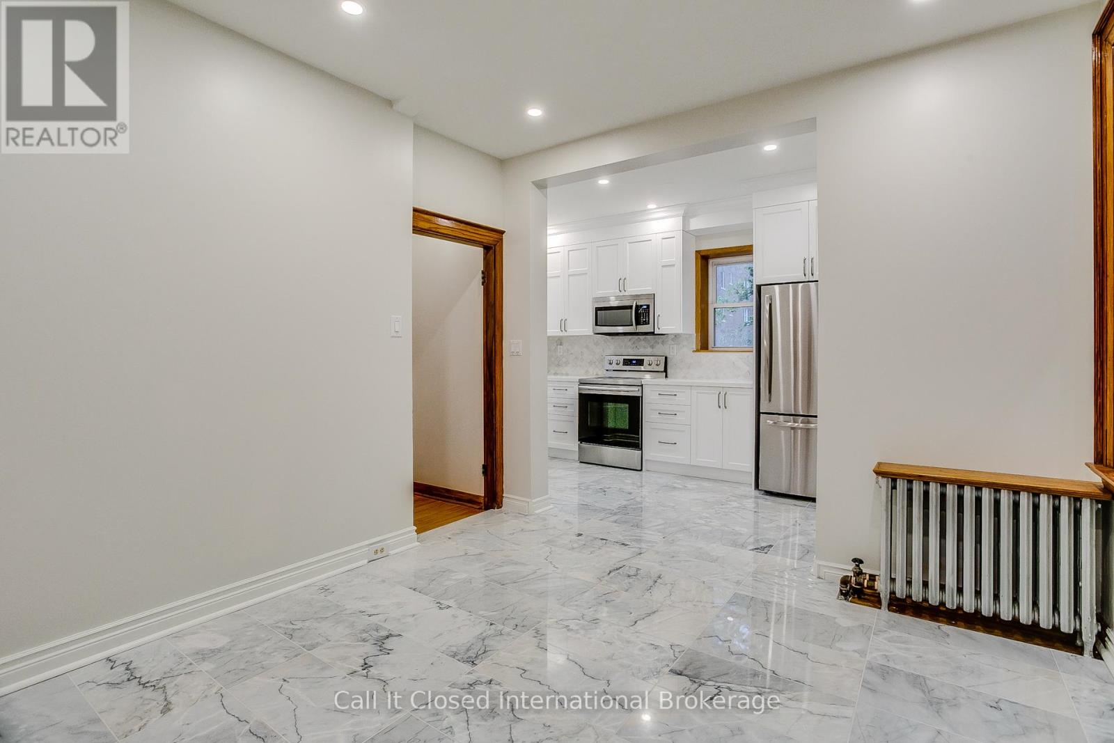 380 Spadina Road, Toronto, Ontario  M5P 2V9 - Photo 18 - C12970556