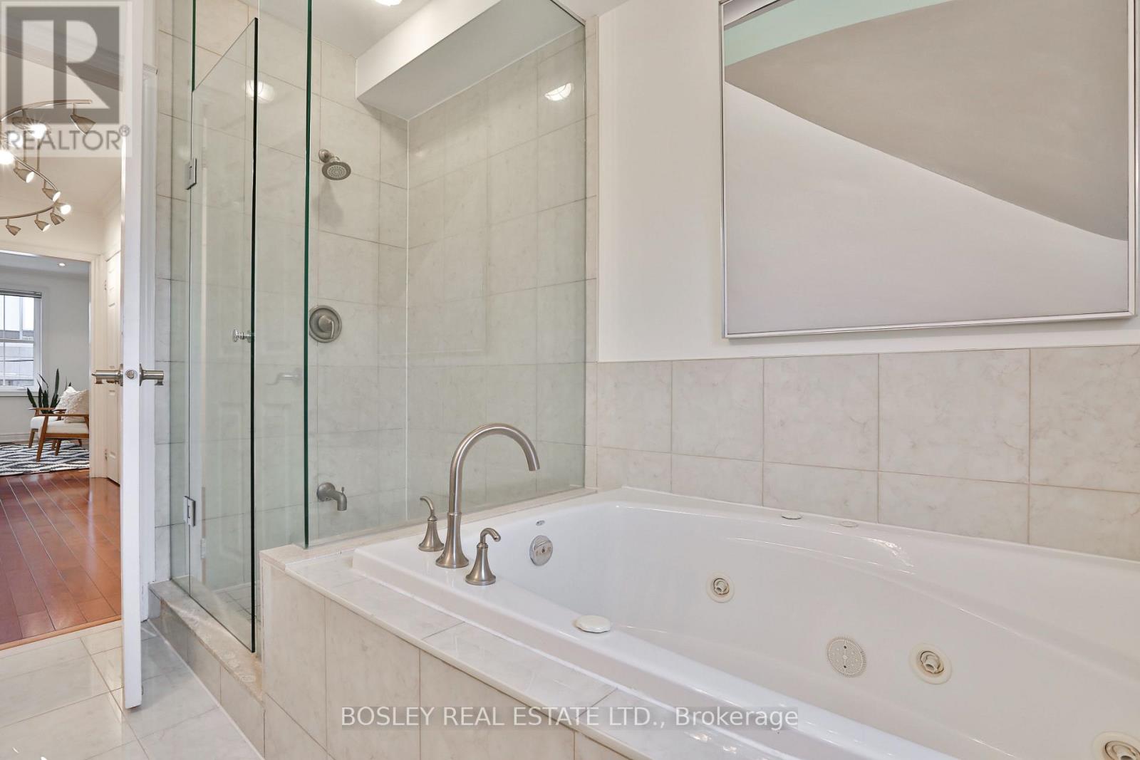 188 Mccaul Street, Toronto, Ontario  M5T 1W5 - Photo 23 - C12970612