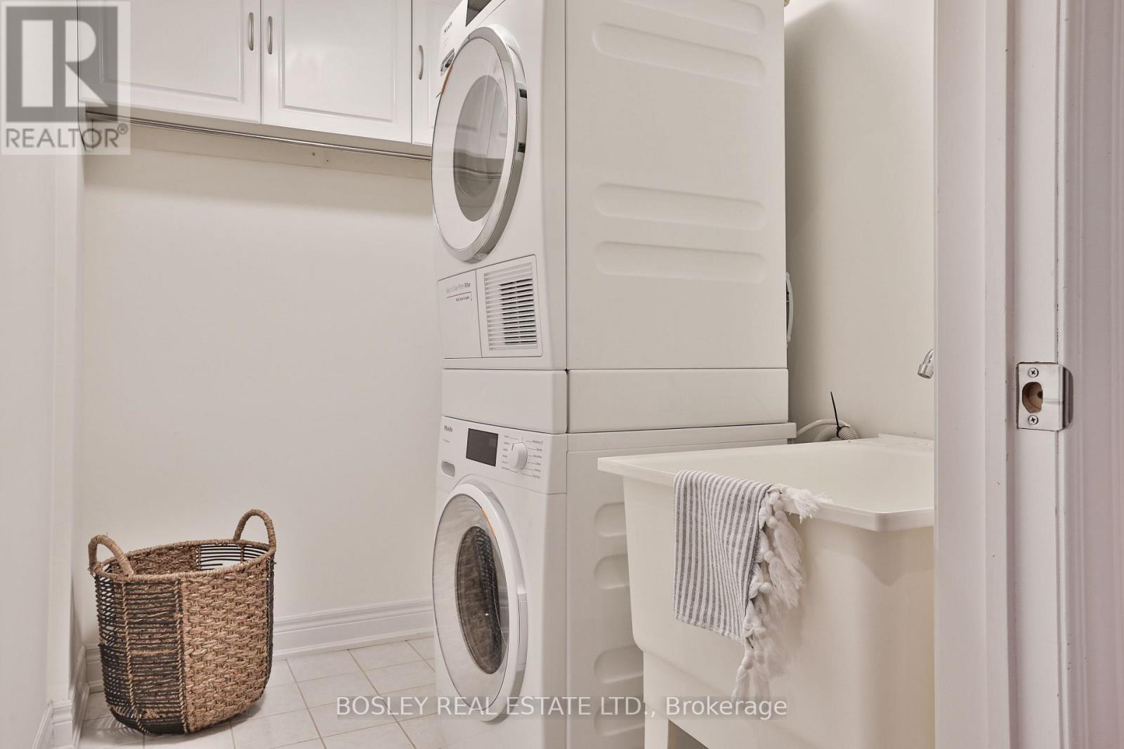 188 Mccaul Street, Toronto, Ontario  M5T 1W5 - Photo 24 - C12970612