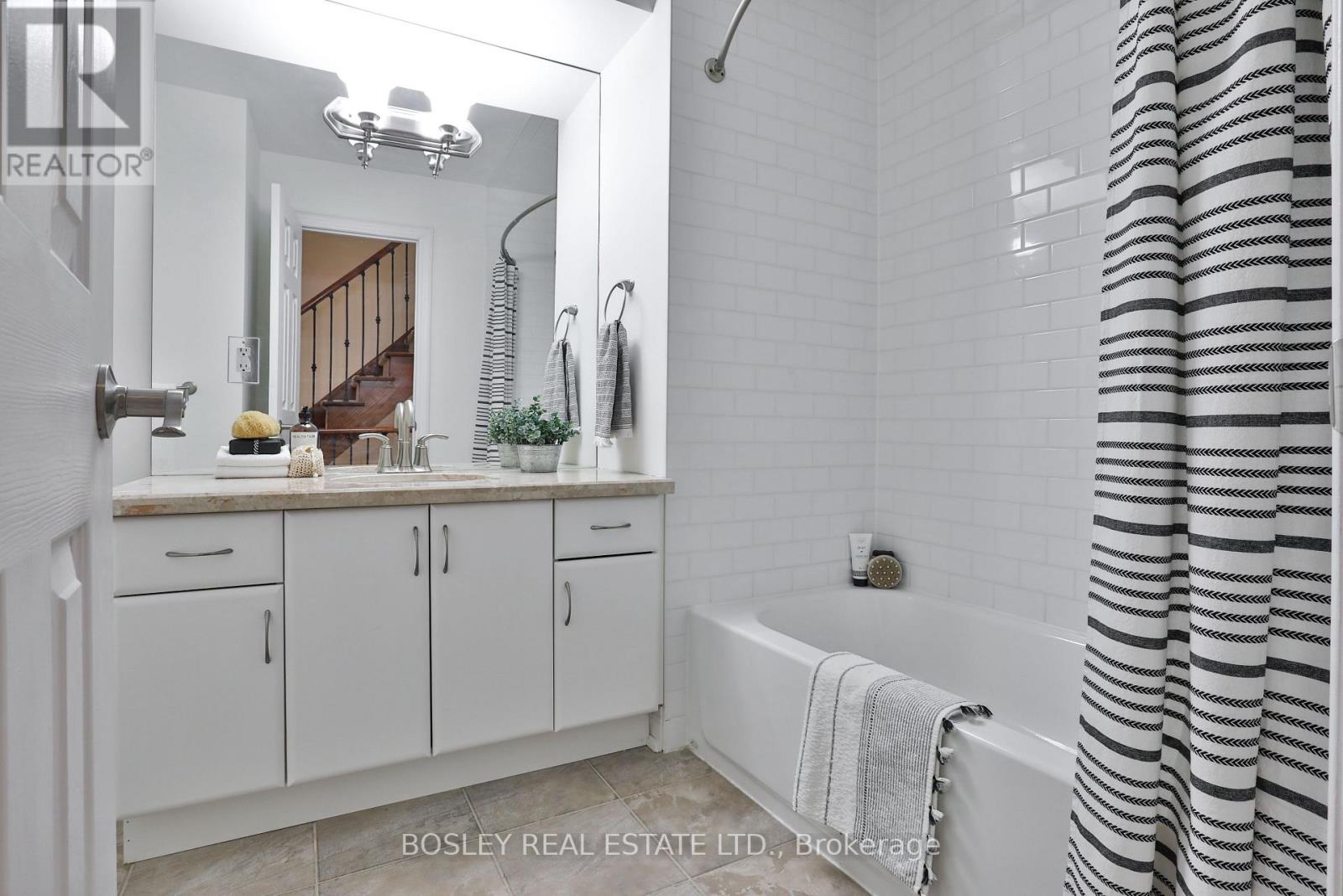 188 Mccaul Street, Toronto, Ontario  M5T 1W5 - Photo 32 - C12970612