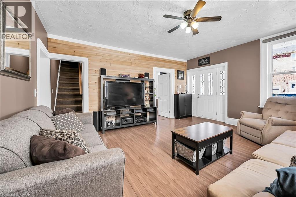 46 Walnut Street, Brantford, Ontario  N3T 1H2 - Photo 9 - 40818657