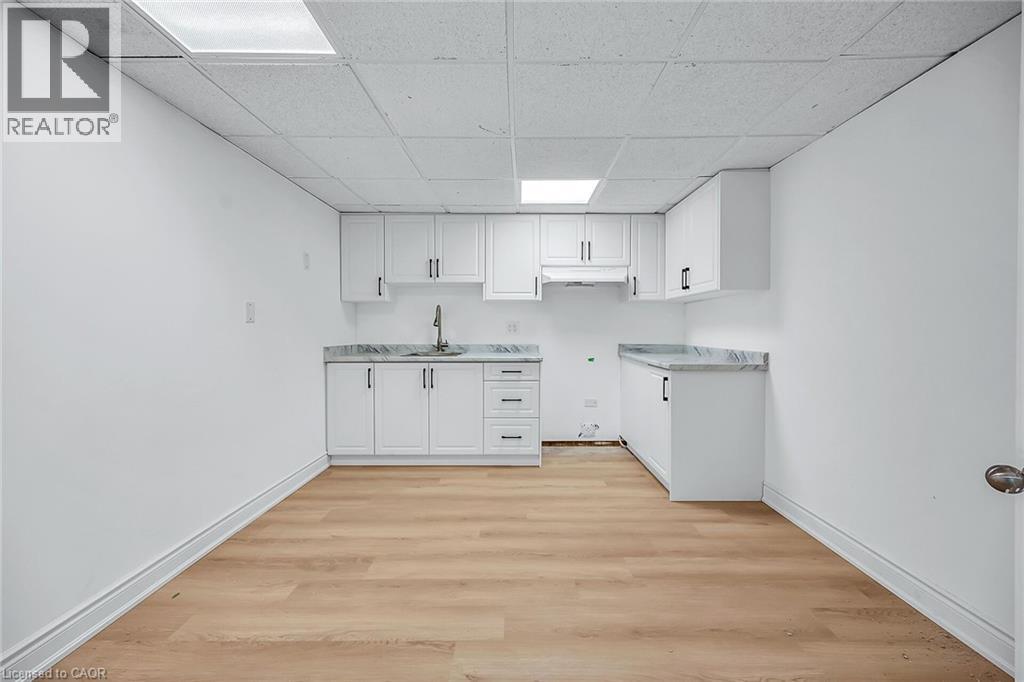 120 Second Road E, Stoney Creek, Ontario  L8J 3J2 - Photo 36 - 40818599