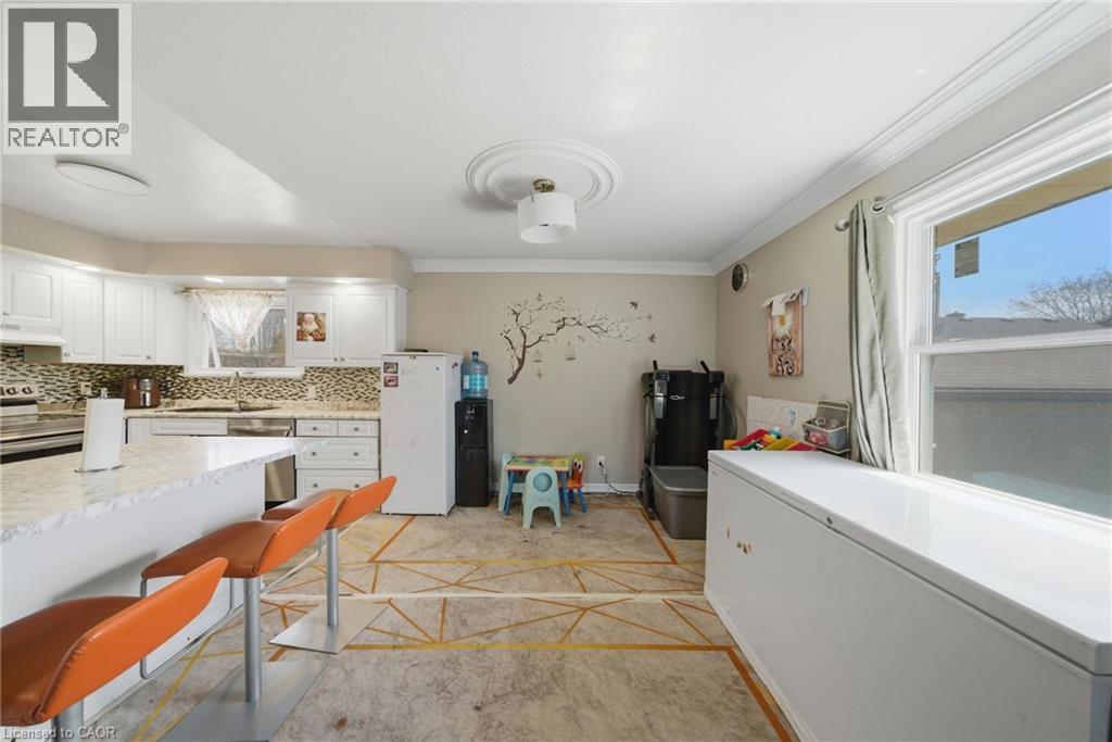 250 Grantham Avenue, St. Catharines, Ontario  L2M 4Z5 - Photo 6 - 40818156