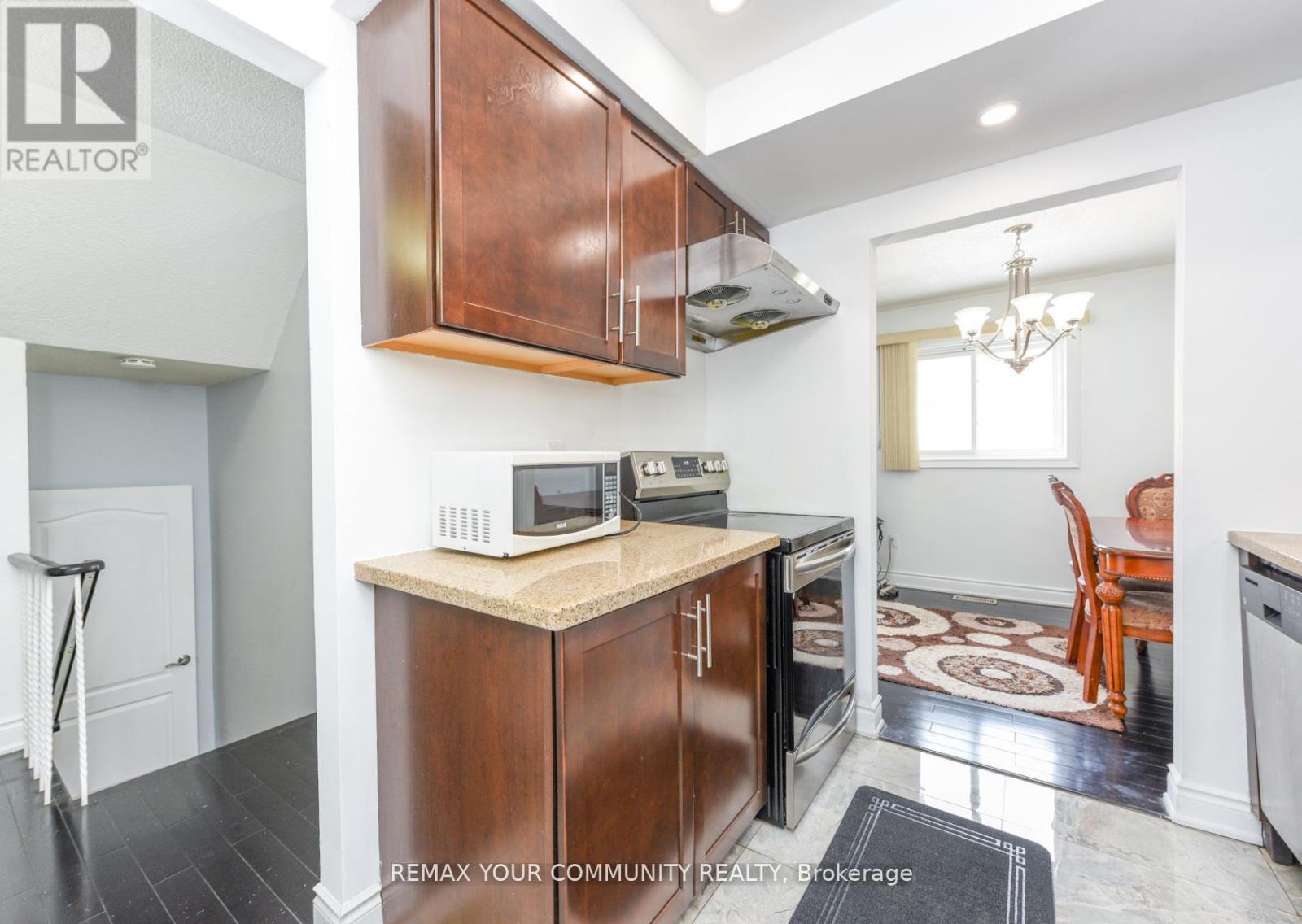 64 Chatfield Drive, Ajax, Ontario  L1T 2K1 - Photo 22 - E12970304