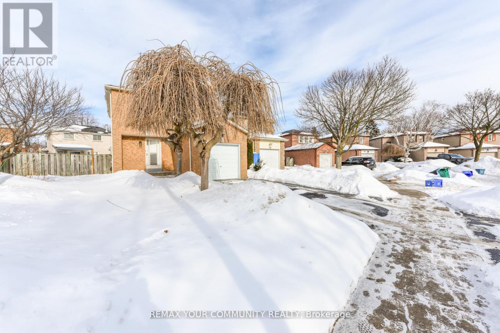 64 Chatfield Drive, Ajax, Ontario  L1T 2K1 - Photo 3 - E12970304