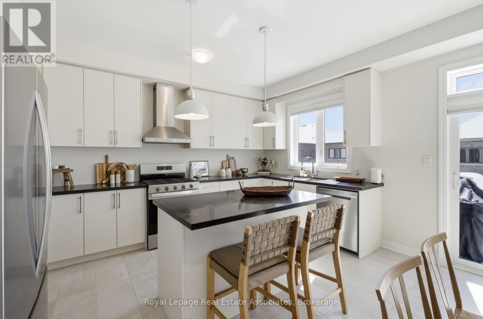 103 Northrop Avenue, Clarington, Ontario  L1B 0W8 - Photo 8 - E12970308