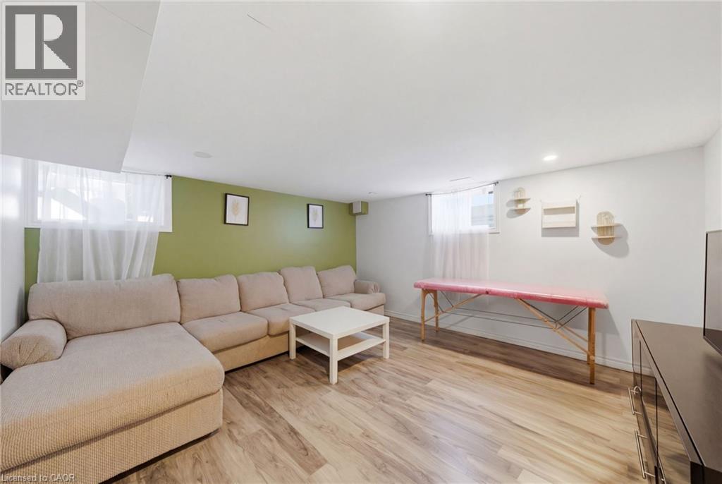 250 Grantham Avenue, St. Catharines, Ontario  L2M 4Z5 - Photo 25 - 40818053