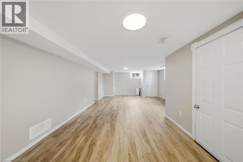 250 Grantham Avenue, St. Catharines, Ontario  L2M 4Z5 - Photo 36 - 40818053