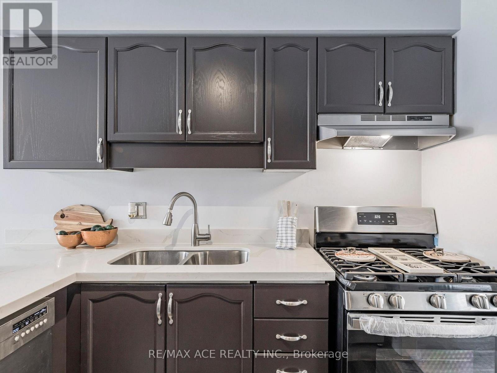 35 Stagemaster Crescent, Clarington, Ontario  L1E 2Y7 - Photo 16 - E12970368