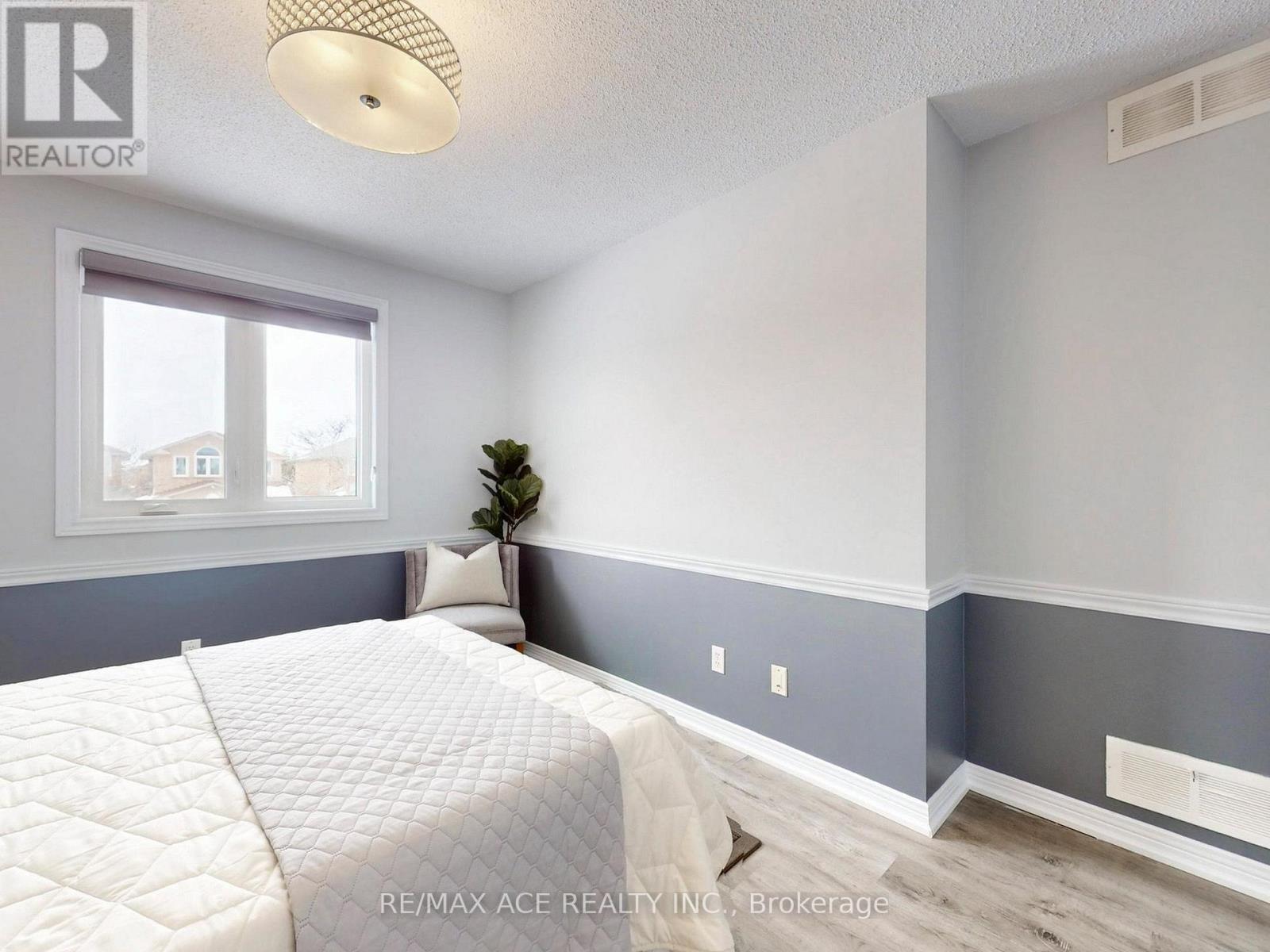 35 Stagemaster Crescent, Clarington, Ontario  L1E 2Y7 - Photo 32 - E12970368