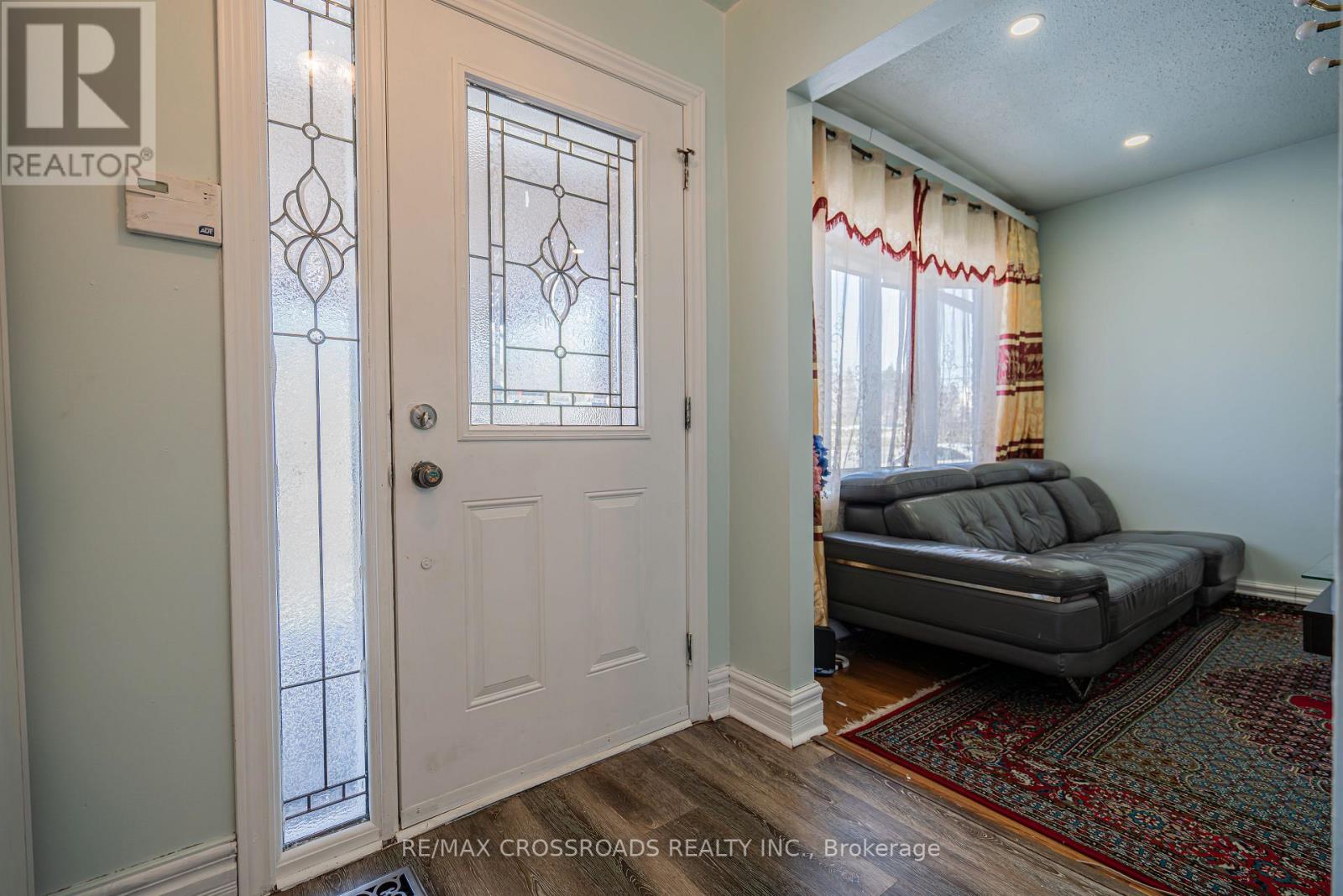 809 Monaghan Avenue, Oshawa, Ontario  L1J 7B6 - Photo 10 - E12970472