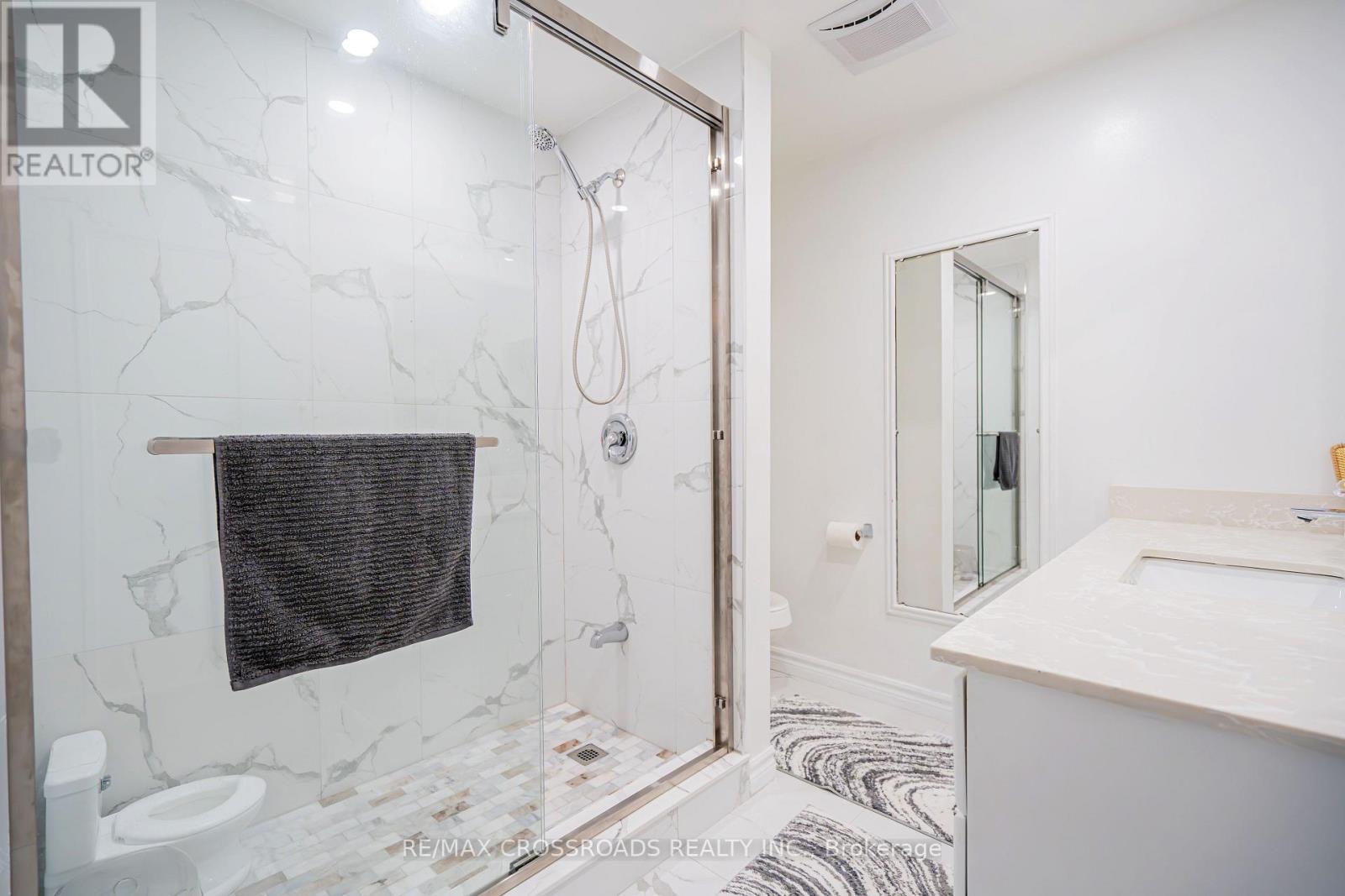 809 Monaghan Avenue, Oshawa, Ontario  L1J 7B6 - Photo 25 - E12970472