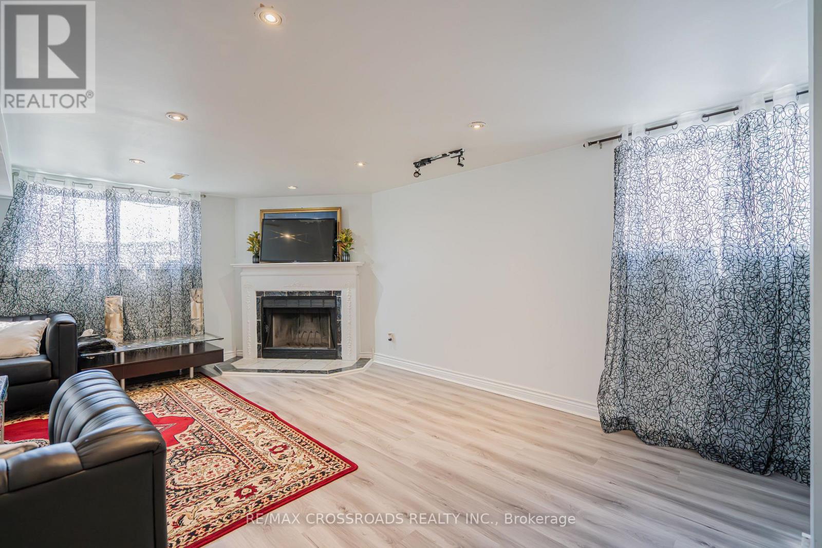 809 Monaghan Avenue, Oshawa, Ontario  L1J 7B6 - Photo 34 - E12970472