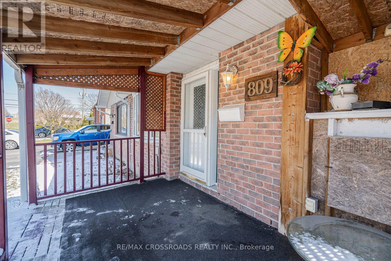 809 Monaghan Avenue, Oshawa, Ontario  L1J 7B6 - Photo 9 - E12970472