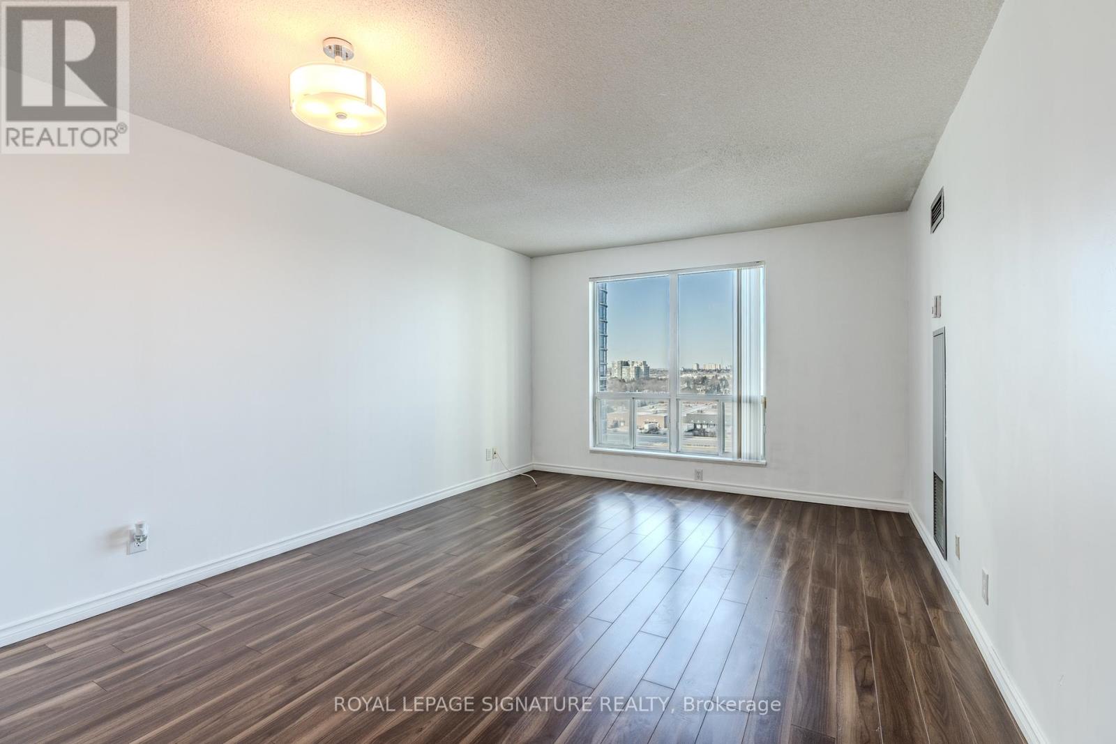 1203 - 1 Lee Centre Drive, Toronto, Ontario  M1H 3J2 - Photo 4 - E12970620