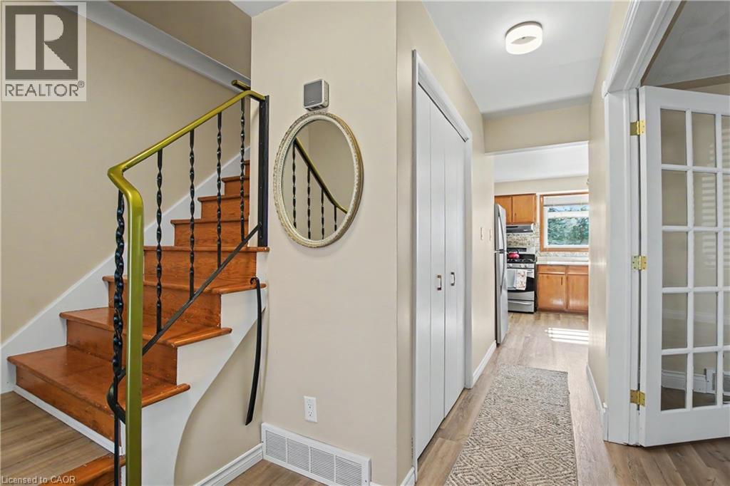 144 Avondale Road, Cambridge, Ontario  N3C 2E7 - Photo 3 - 40812955