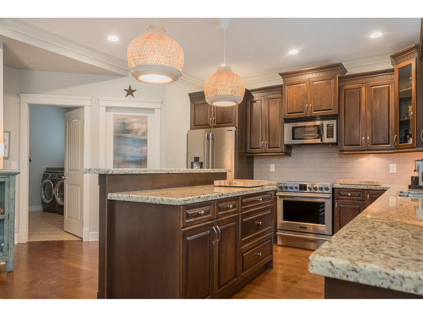 20410 98a Avenue, Langley, British Columbia  V1M 0A6 - Photo 14 - R3105355