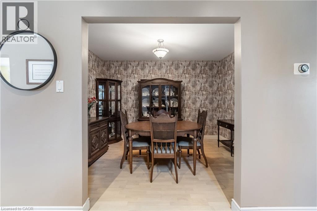 1088 Truman Avenue, Oakville, Ontario  L6H 1Y6 - Photo 13 - 40812470