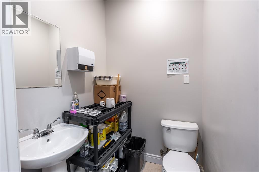 500 Christina Street, Sarnia, Ontario  N7T 5P8 - Photo 13 - 26007435