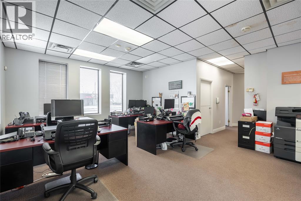 500 Christina Street, Sarnia, Ontario  N7T 5P8 - Photo 6 - 26007435