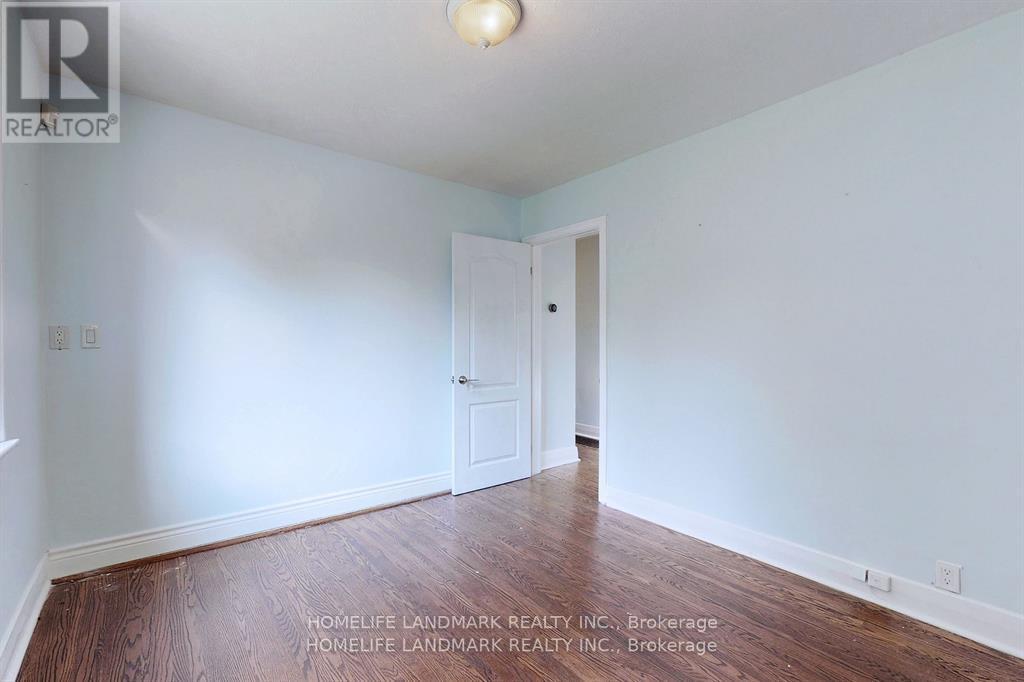 21 Pleasant Avenue, Toronto, Ontario  M2M 1L8 - Photo 18 - C12968422