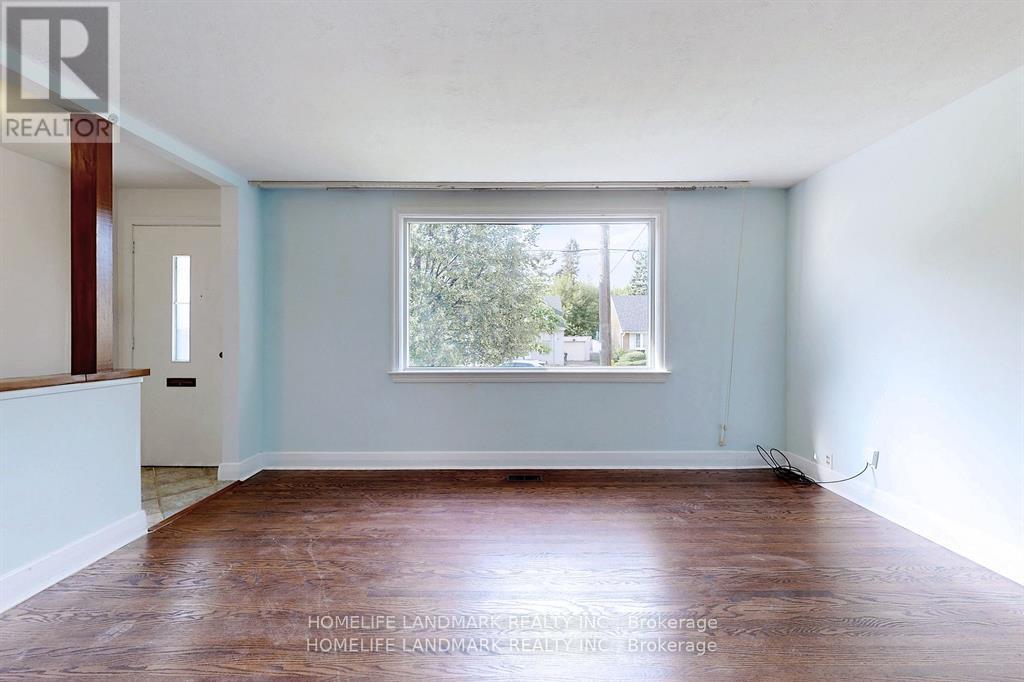 21 Pleasant Avenue, Toronto, Ontario  M2M 1L8 - Photo 2 - C12968422