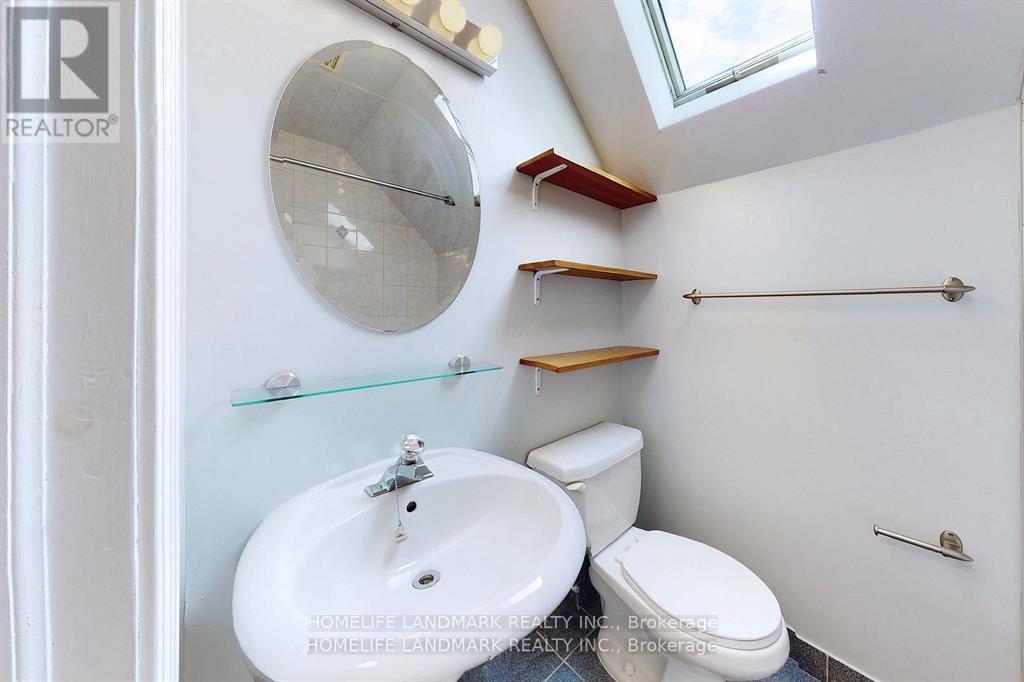 21 Pleasant Avenue, Toronto, Ontario  M2M 1L8 - Photo 28 - C12968422