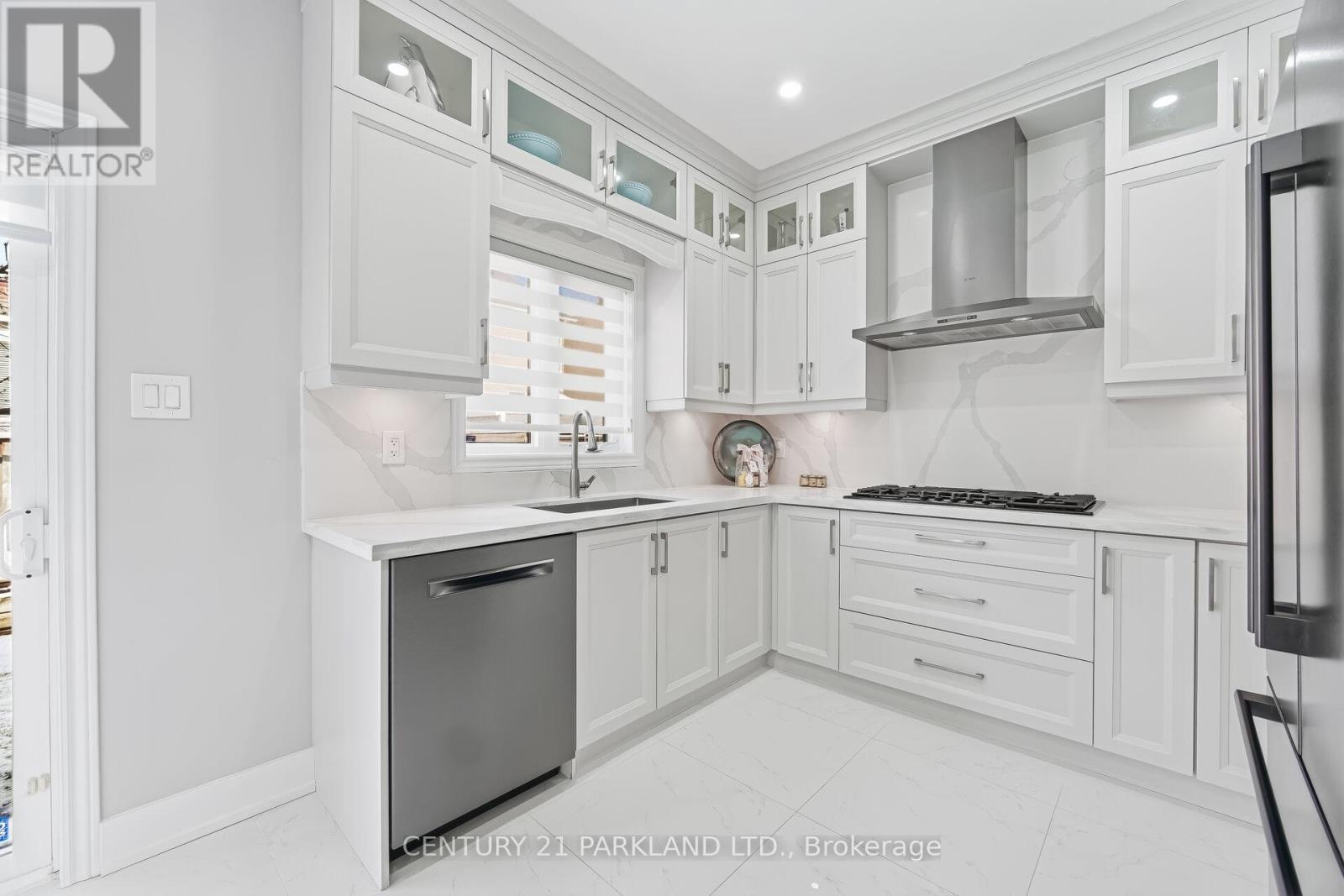 15 Jonas Millway, Whitchurch-Stouffville, Ontario  L4A 0M4 - Photo 14 - N12970206