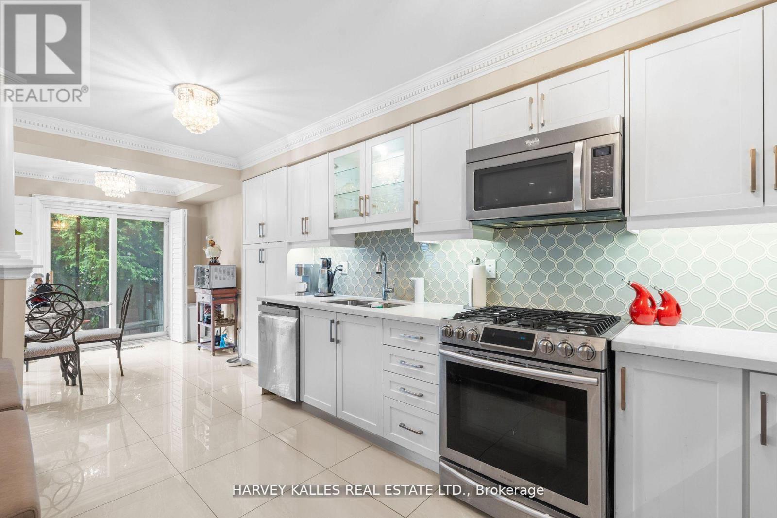 62 Kalmar Crescent, Richmond Hill, Ontario  L4E 3Z4 - Photo 18 - N12970354