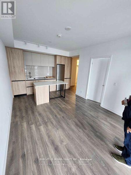 1124 A - 7950 Bathurst Street, Vaughan, Ontario  L4J 0B8 - Photo 3 - N12970494