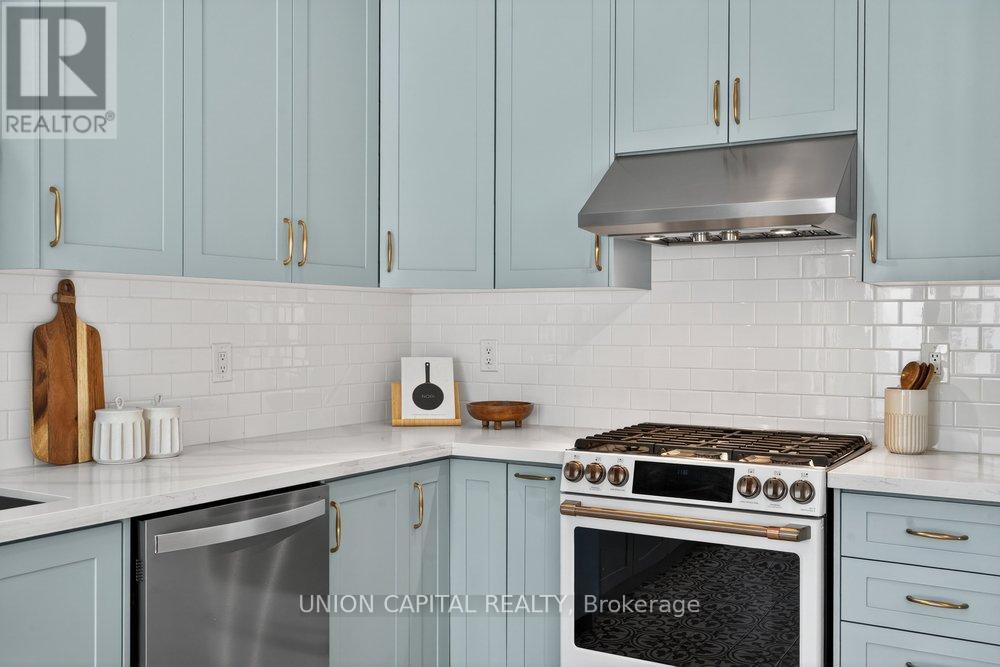 555 South Unionville Avenue, Markham, Ontario  L3R 5G8 - Photo 10 - N12970510