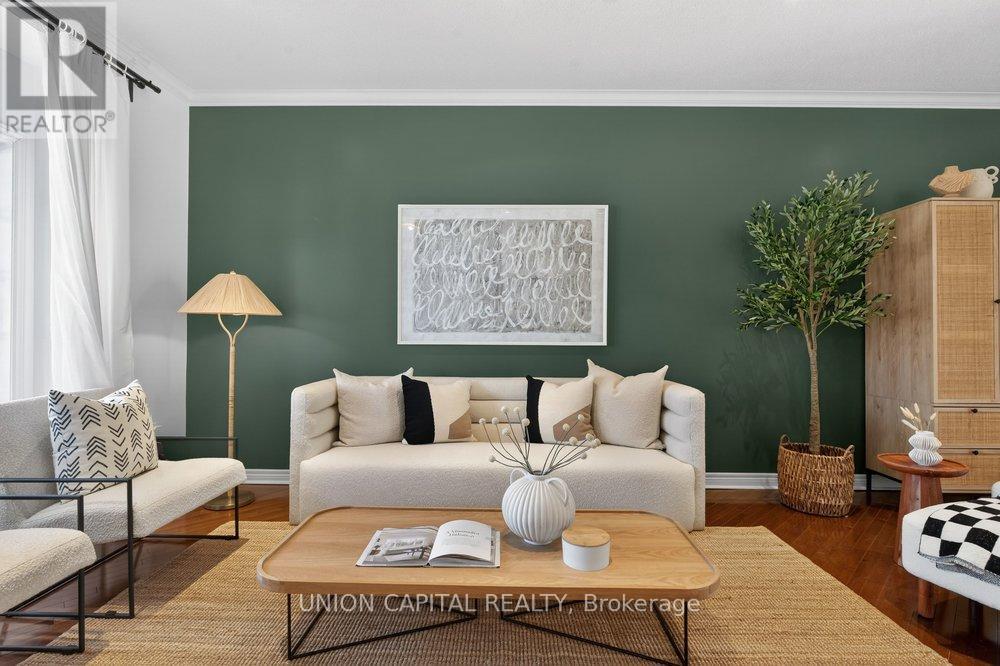 555 South Unionville Avenue, Markham, Ontario  L3R 5G8 - Photo 6 - N12970510