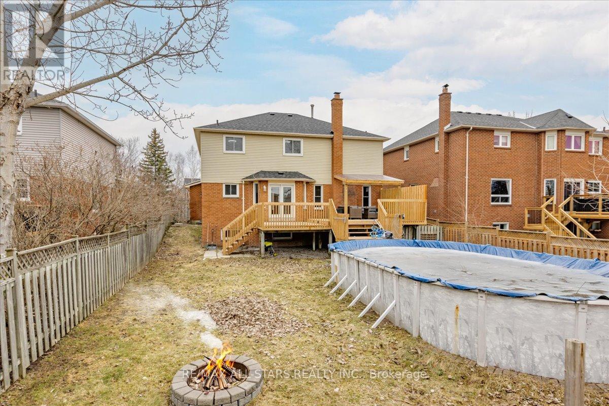 40 Chartwell Crescent, Georgina, Ontario  L4P 3N8 - Photo 41 - N12970540