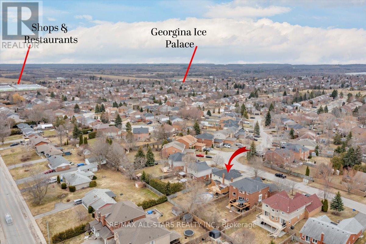 40 Chartwell Crescent, Georgina, Ontario  L4P 3N8 - Photo 45 - N12970540