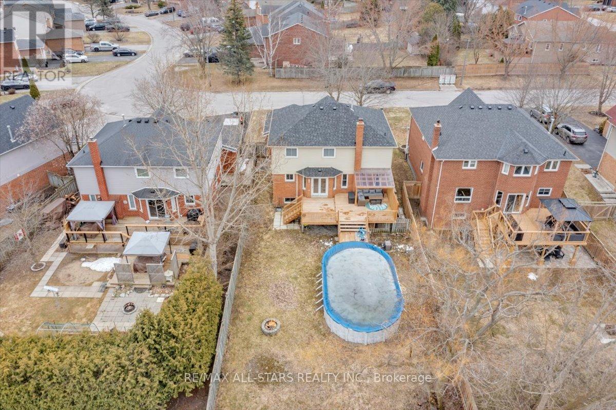 40 Chartwell Crescent, Georgina, Ontario  L4P 3N8 - Photo 46 - N12970540