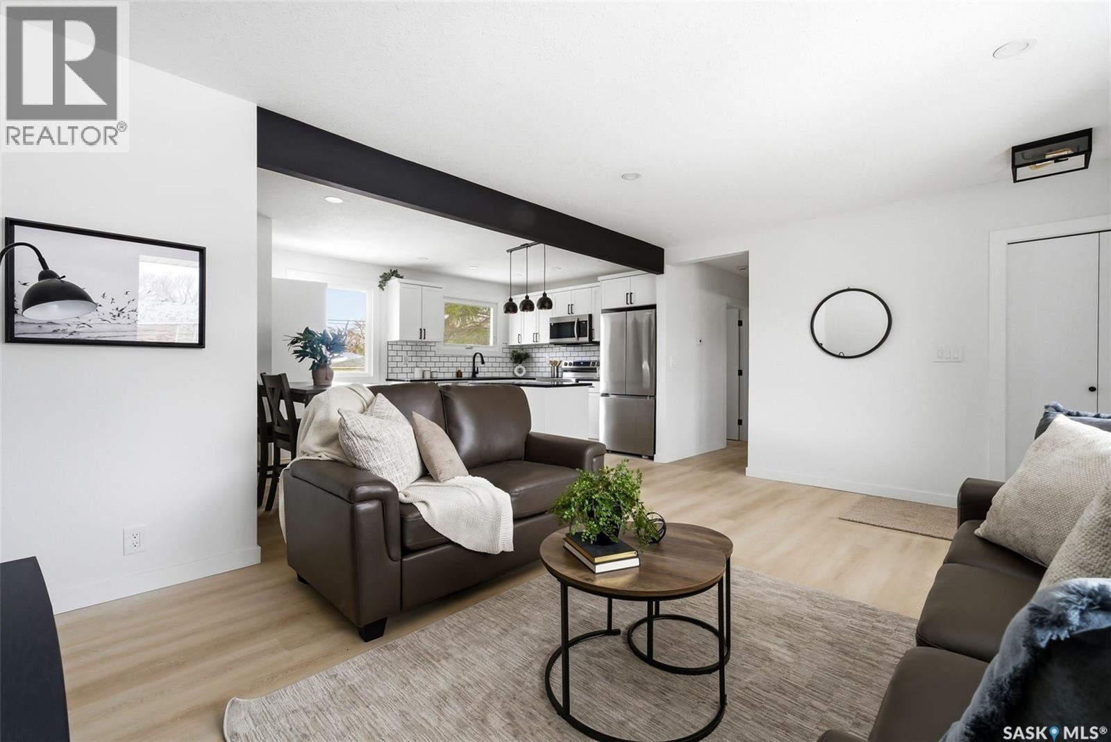 809 Horace Street, Regina, Saskatchewan  S4T 5K9 - Photo 3 - SK032346