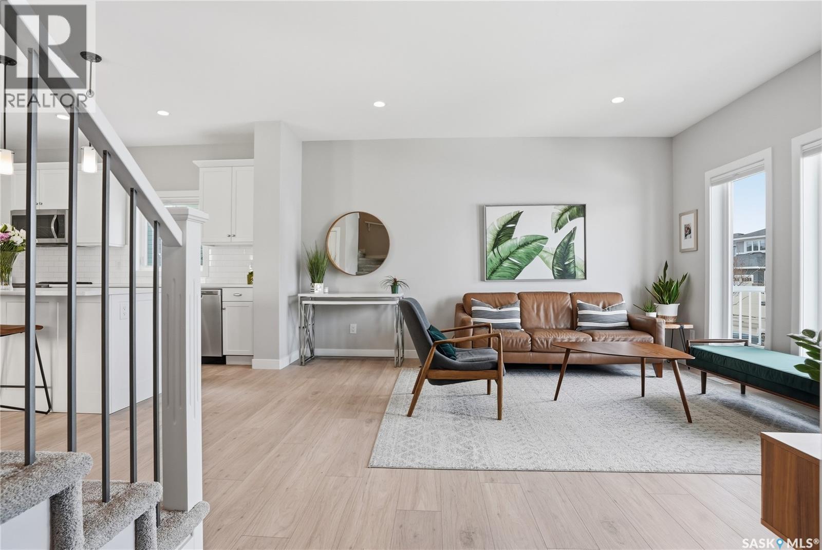 335 Secord Way, Saskatoon, Saskatchewan  S7V 0M4 - Photo 4 - SK032307