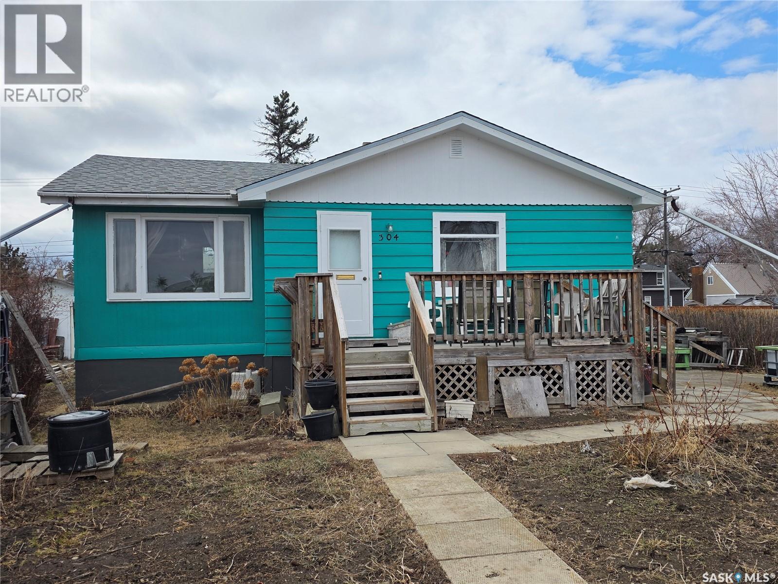304 7th AVENUE SE, swift current, Saskatchewan