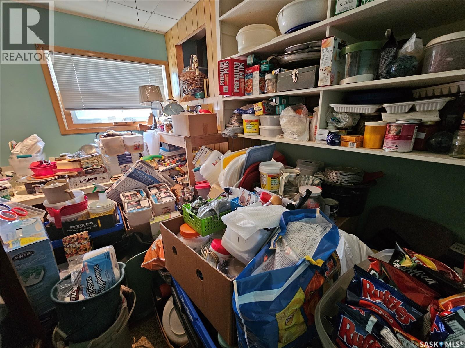 304 7th Avenue Se, Swift Current, Saskatchewan  S9H 3P7 - Photo 12 - SK032306