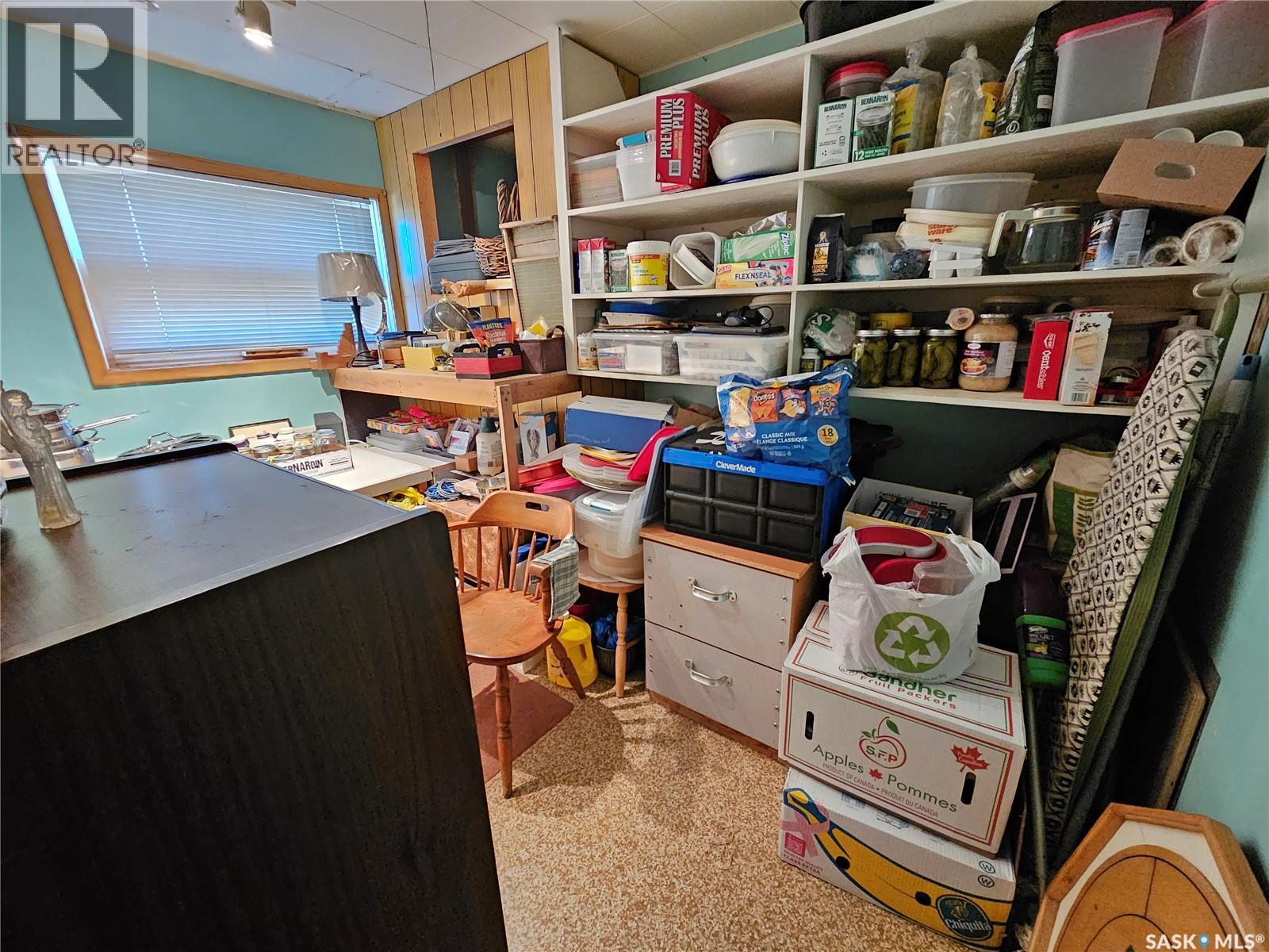 304 7th Avenue Se, Swift Current, Saskatchewan  S9H 3P7 - Photo 24 - SK032306