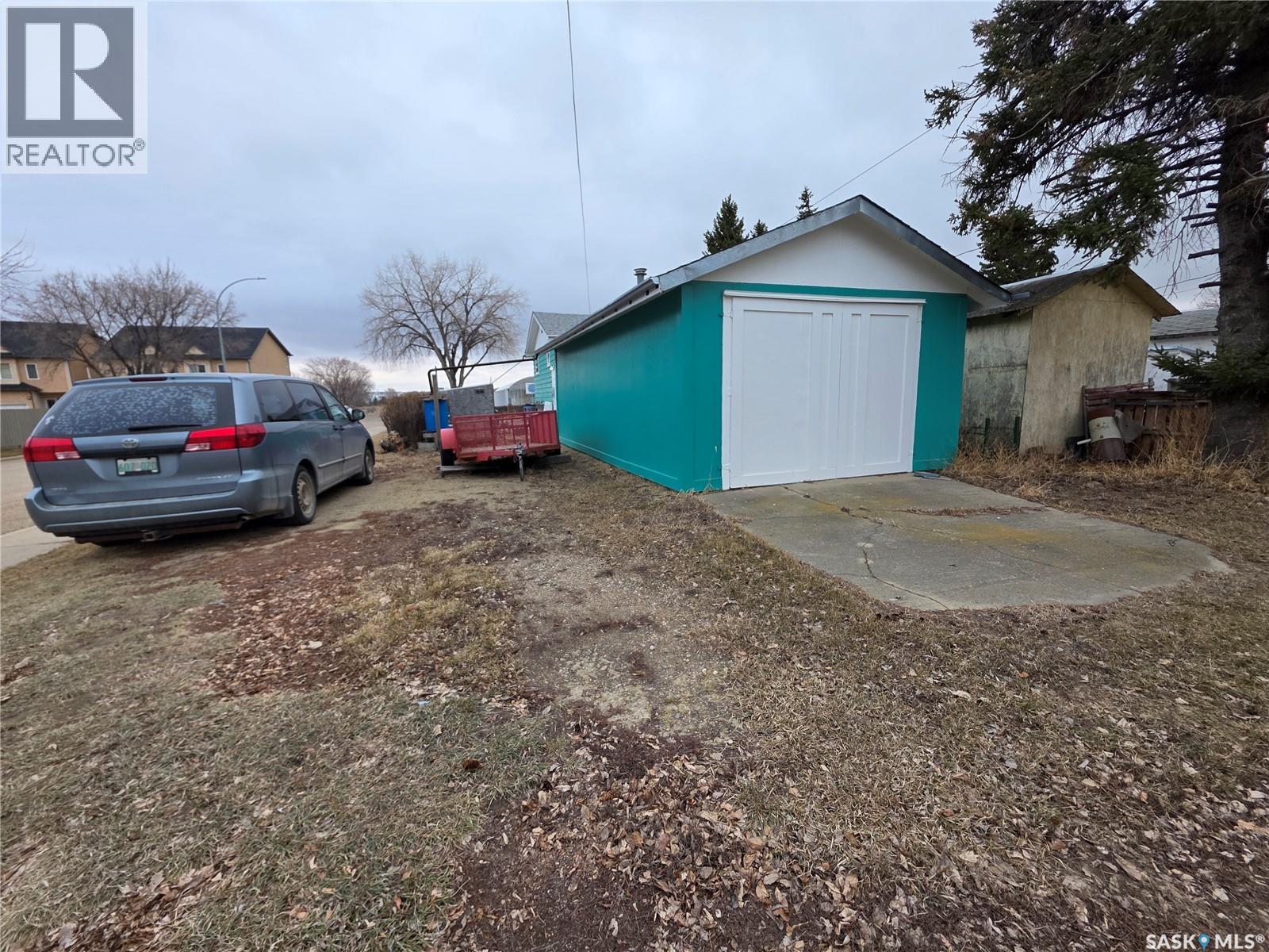 304 7th Avenue Se, Swift Current, Saskatchewan  S9H 3P7 - Photo 35 - SK032306