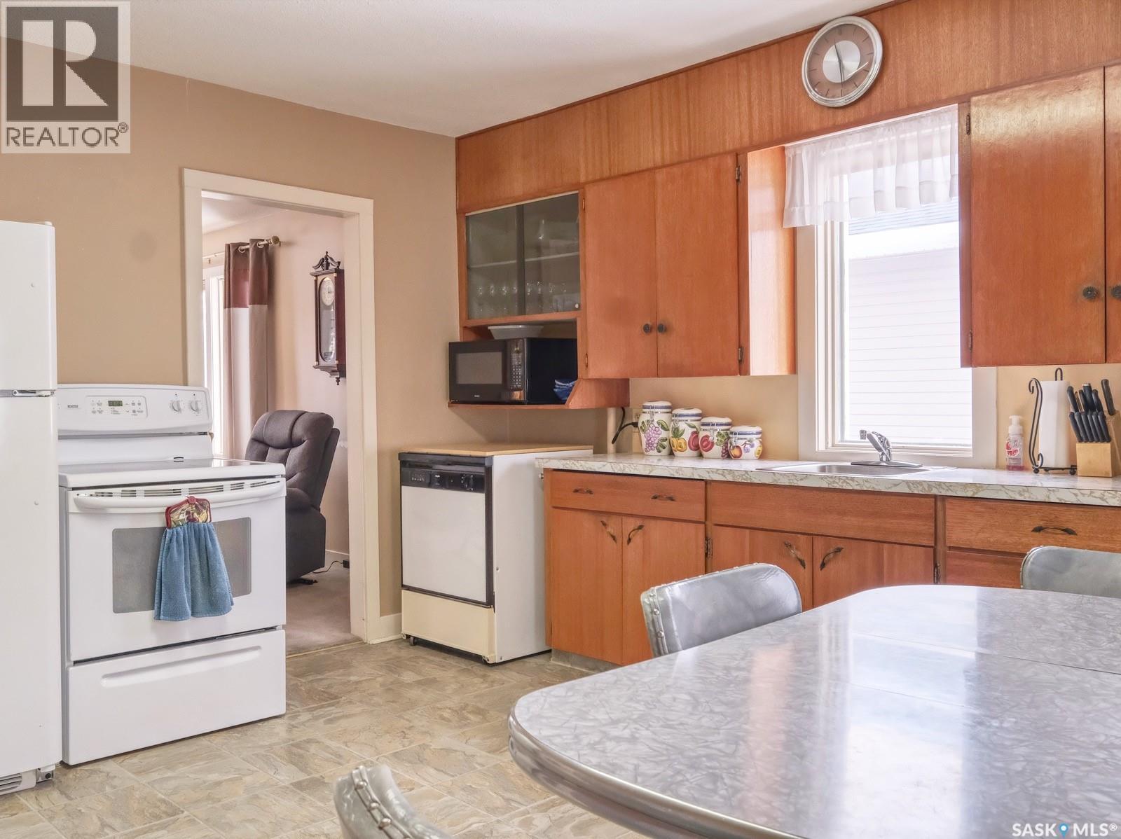 715 King Street, Rosetown, Saskatchewan  S0L 2V0 - Photo 19 - SK032290